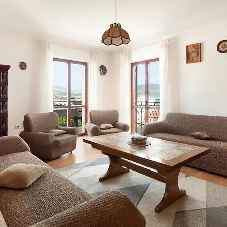 Boris - 30 M From Beach Apartment *